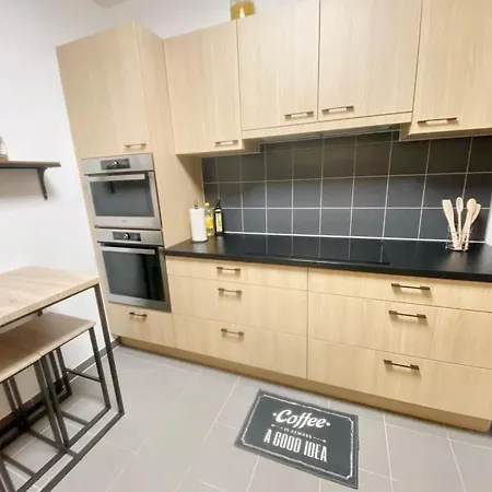 Apartamento Modern In Cureghem Anderlecht 134 M² + Terrace *