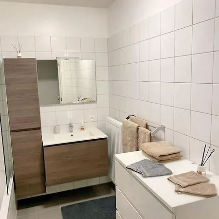 Apartment Modern In Cureghem Anderlecht 134 M² + Terrace *