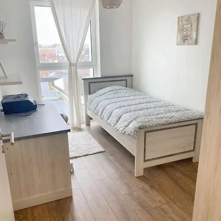 Apartment Modern In Cureghem Anderlecht 134 M² + Terrace *